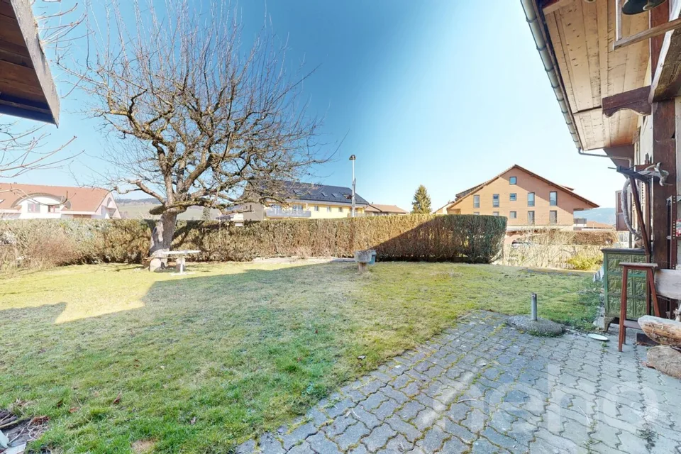 Geräumiges Haus mit großem Potenzial in ruhiger Lage – Foto 19 von 19