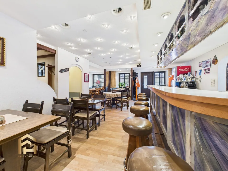 Restaurant mit diversen Räumen und viel Umnutzungspotential im Zentrum