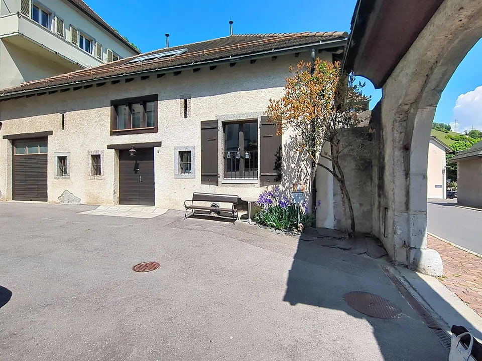 Charmante 4,5-Zimmer-Wohnung mit Balkon im Herzen von St. Maurice – Foto 11 von 12