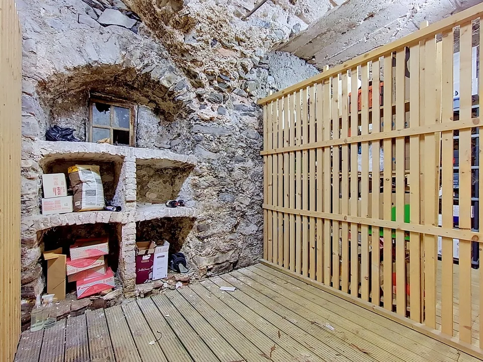 Charmante 4,5-Zimmer-Wohnung mit Balkon im Herzen von St. Maurice – Foto 9 von 12