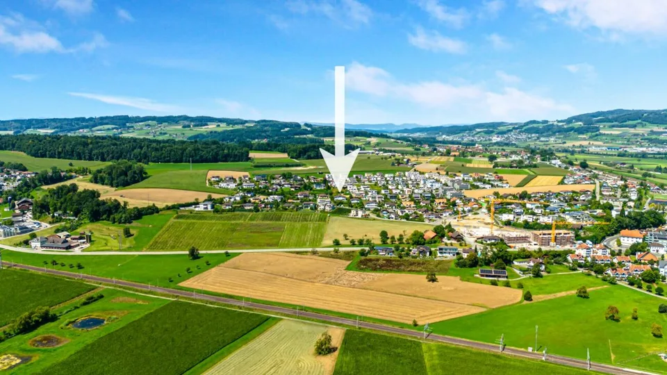 Casa a schiera di 4,5 locali con grande giardino e vista panoramica