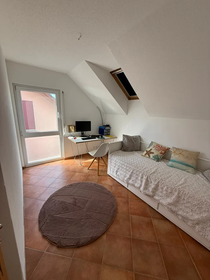 Casa indipendente luminosa e calma a Cudrefin – a due passi dal lago di Neuchâtel. – foto 37 di 42