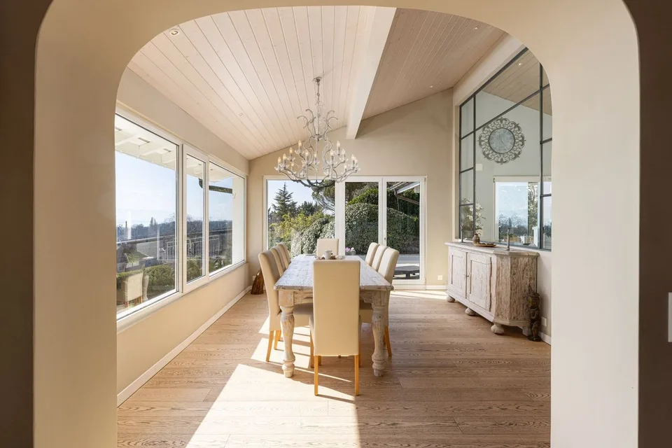 Villa mit Blick auf den See und die Alpen – Foto 10 von 13
