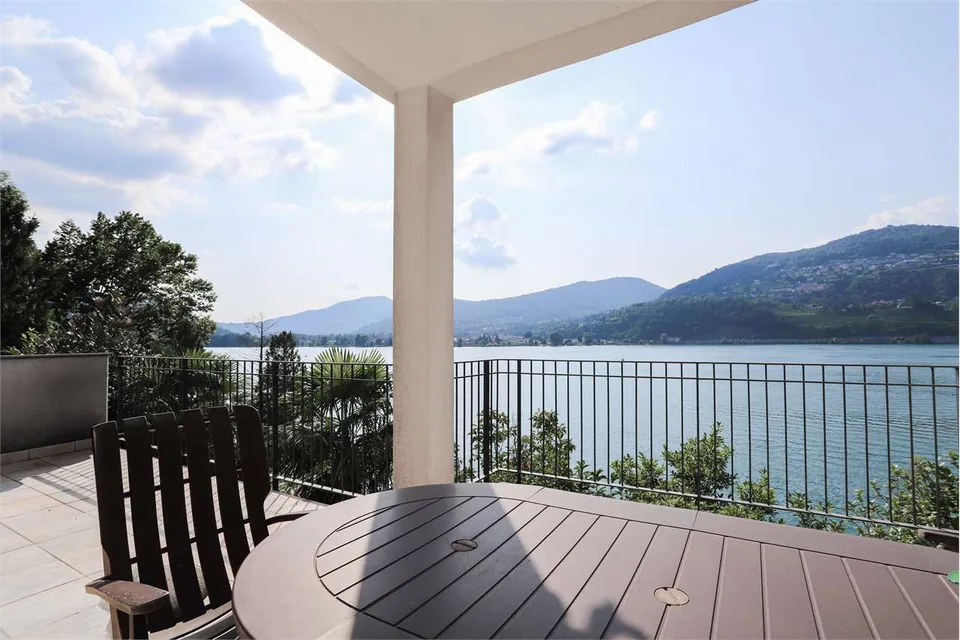 Villa mit Seeblick in Montagnola – Foto 6 von 12