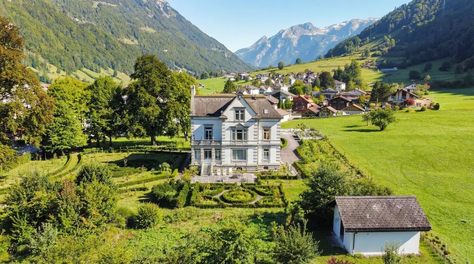 Villa Breitenstein - grandezza unica con parco all'inglese