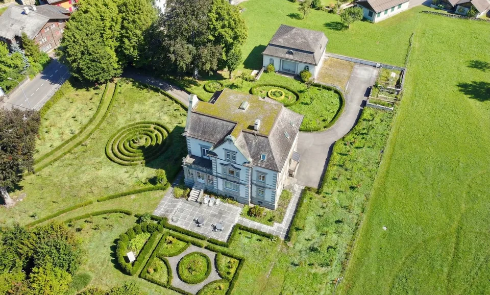 Villa Breitenstein - grandezza unica con parco all'inglese