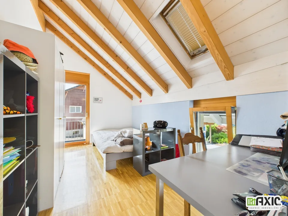 Baisse de prix ! Villa moderne avec grand jardin et espaces lumineux. – foto 12 di 13
