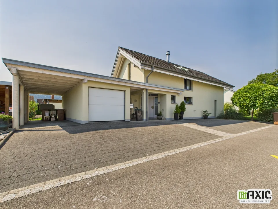 Villa moderne avec grand jardin et espaces lumineux - prix à discuter