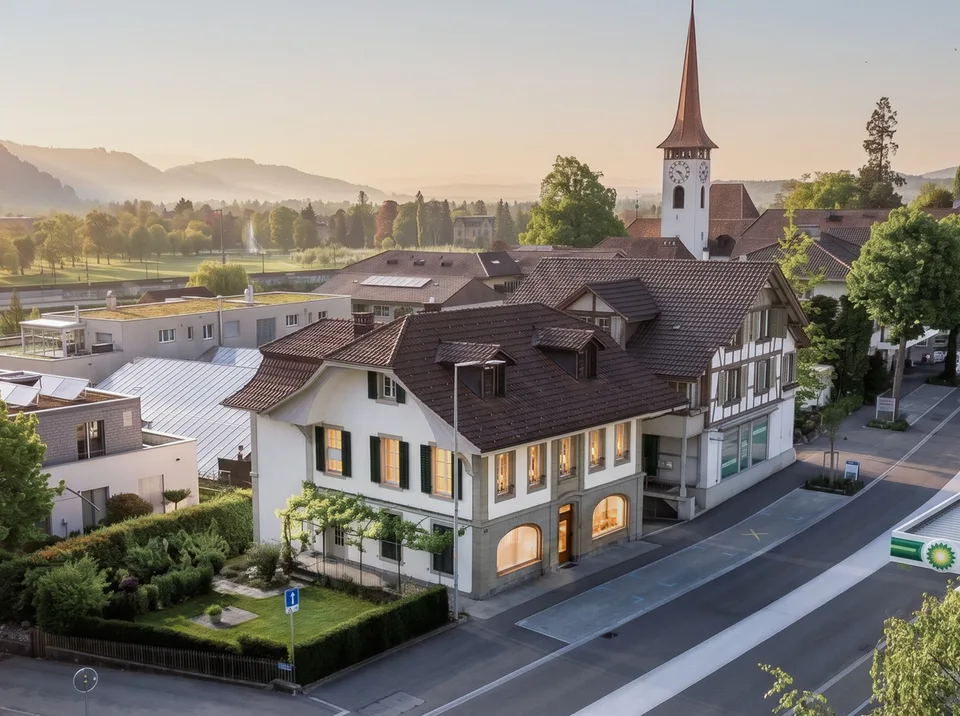 ATTRAKTIVES MEHRFAMILIENHAUS MIT HISTORISCHEM CHARAKTER