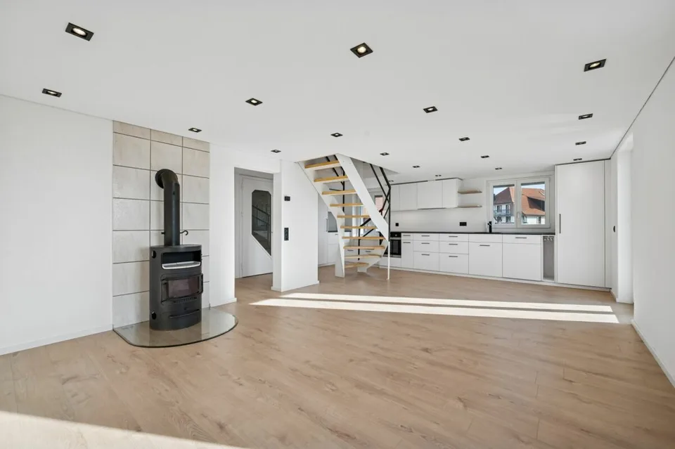 Ampia casa unifamiliare di 7.0 locali con carattere e vista panoramica a Frieswil