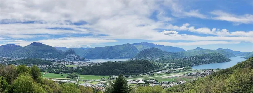 Terreno con vista lago e progetto approvato
