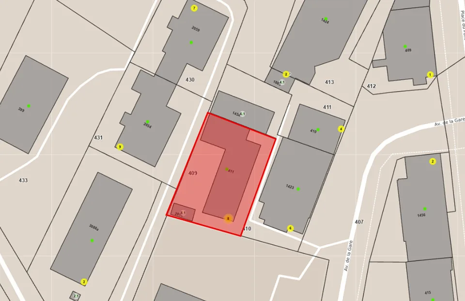 Maison de 2 logements, 1 surface commerciale et 1 garage à Ste-Croix