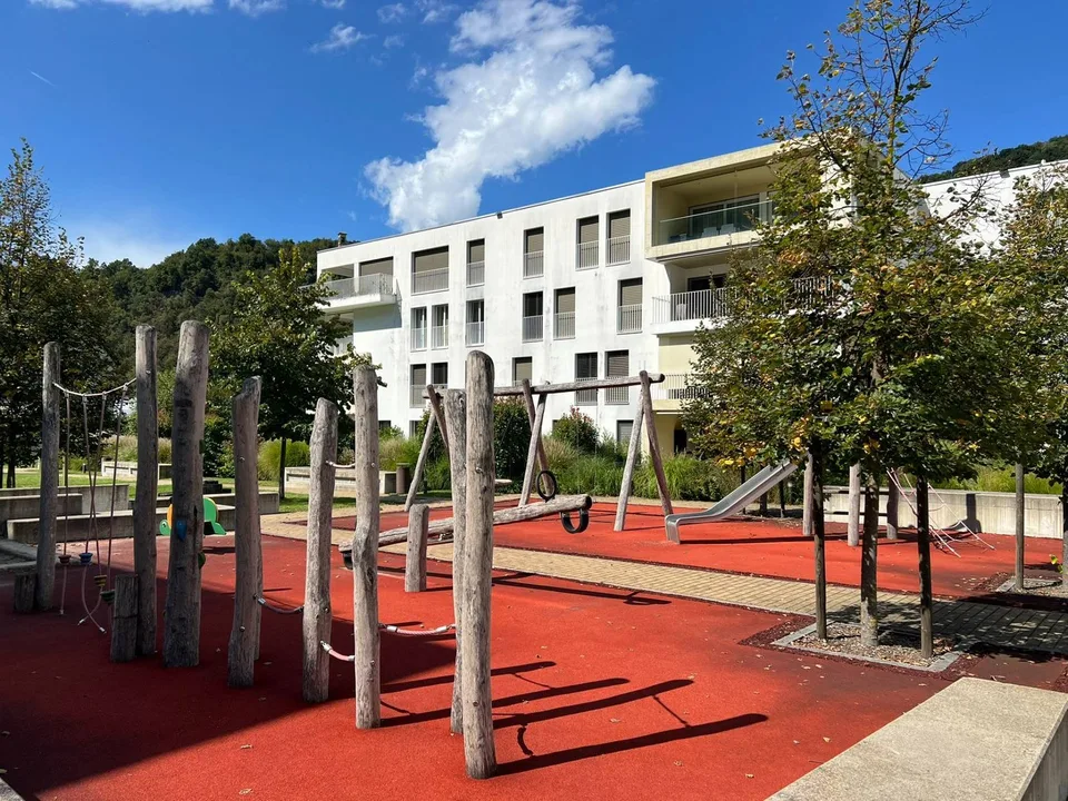 Moderno appartamento 3.5 locali con balcone a Barbengo