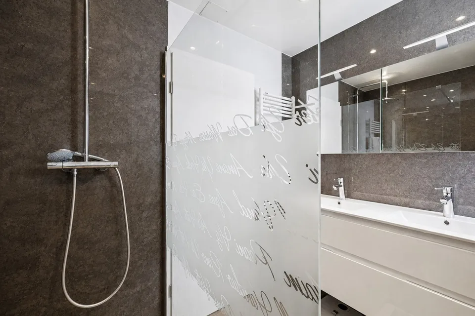 Wohnung mit Seeblick, 3,5 Zimmer – Foto 10 von 12