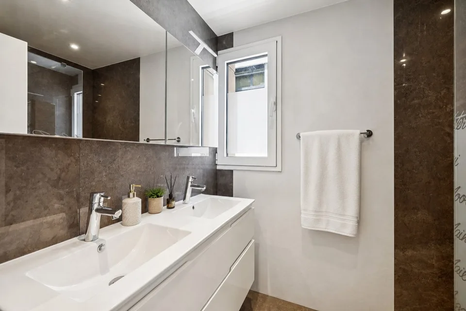 Wohnung mit Seeblick, 3,5 Zimmer – Foto 9 von 12