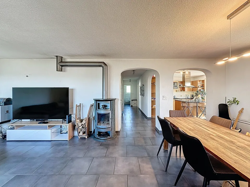 Maison familiale lumineuse avec fort potentiel d'aménagement