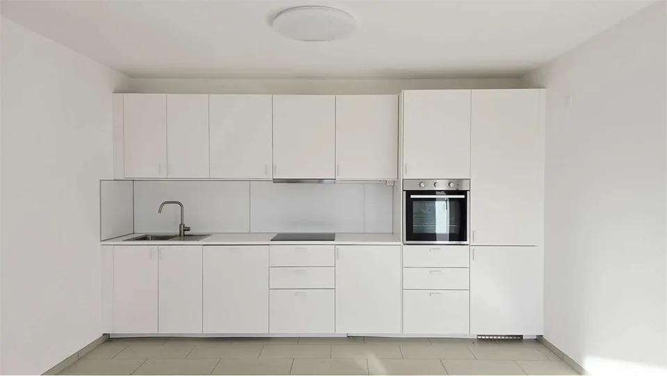 Moderno appartamento di 2.5 locali con terrazza e giardino - Vernate