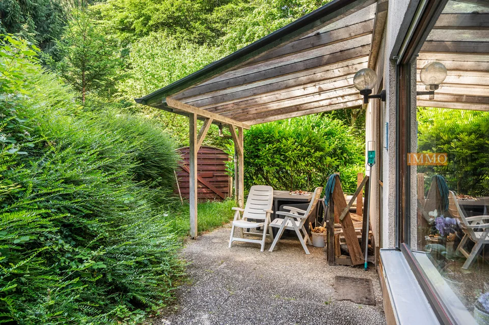 IMMORath.de Zweifamilienhaus in naturnaher Lage mit großzügigem Grun – Foto 11 von 13
