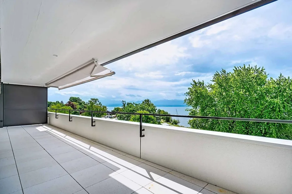 Luxurious 4.5-room apartment with covered balcony – photo 12 of 25
