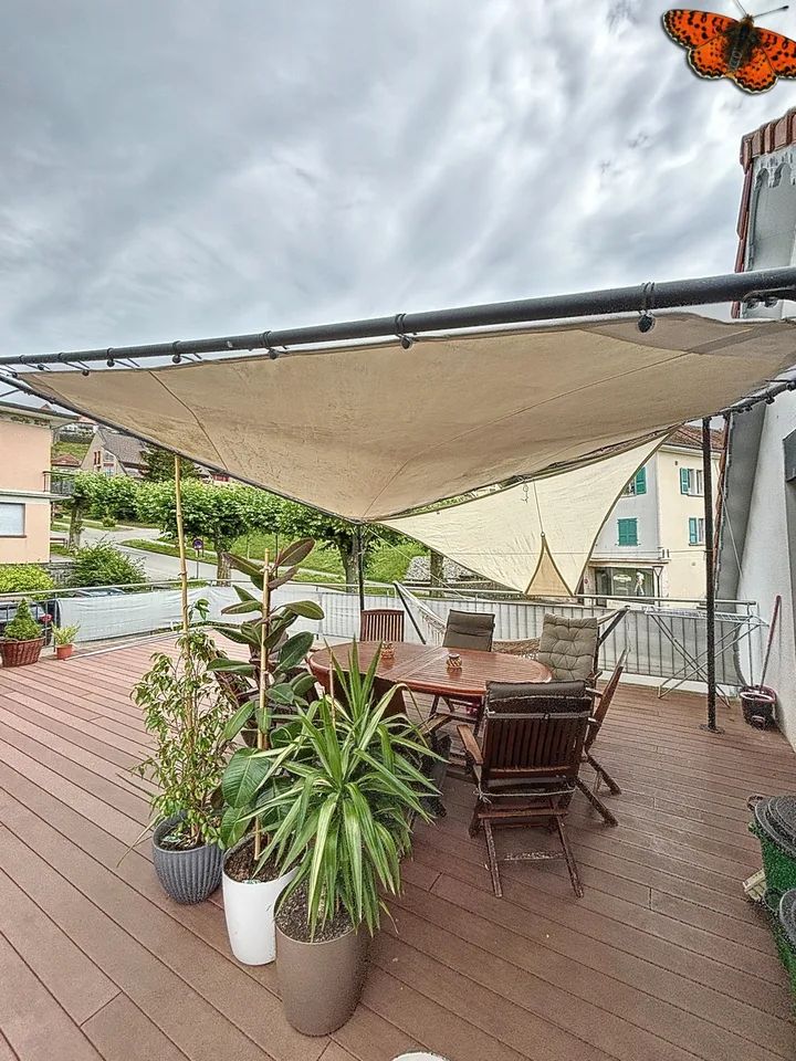 Lumineux 2½ avec cachet et terrasse de 59m²!