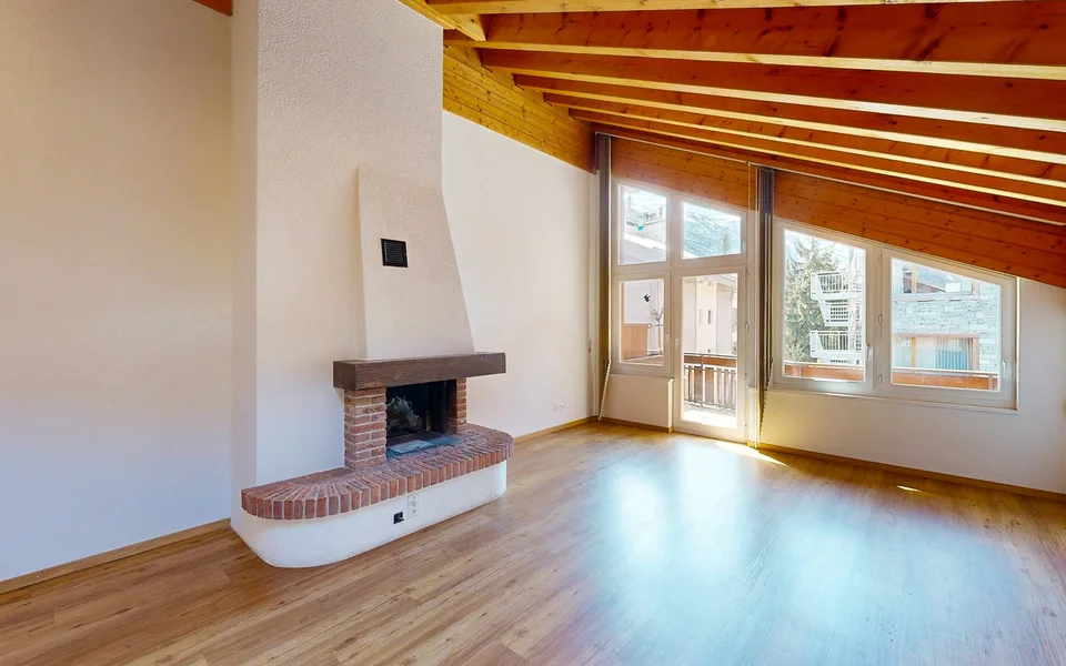 Grosse Dachzimmerwohnung im Zentrum von Zermatt