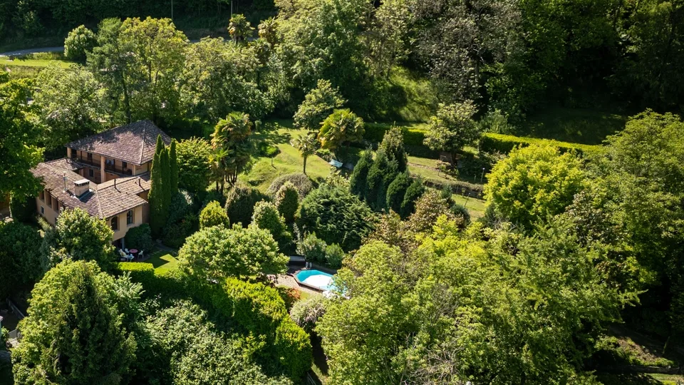 Maison Barnino: maison de campagne historique entre les collines de Lugano