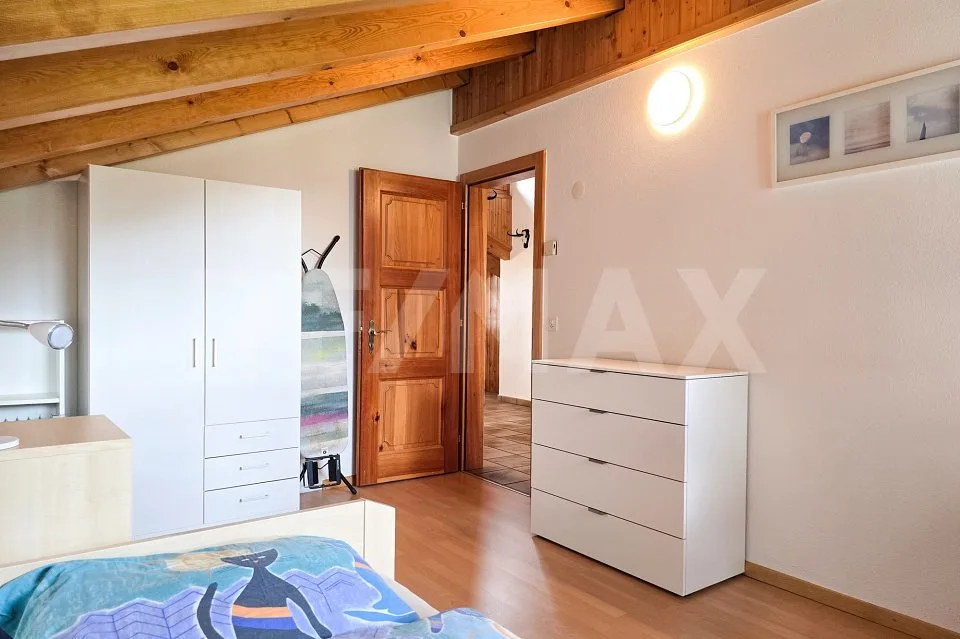 Grosszügiges 5.5-Zimmer-Haus mit Einlieger-Studios an bester Lage in Täsch – Foto 13 von 13