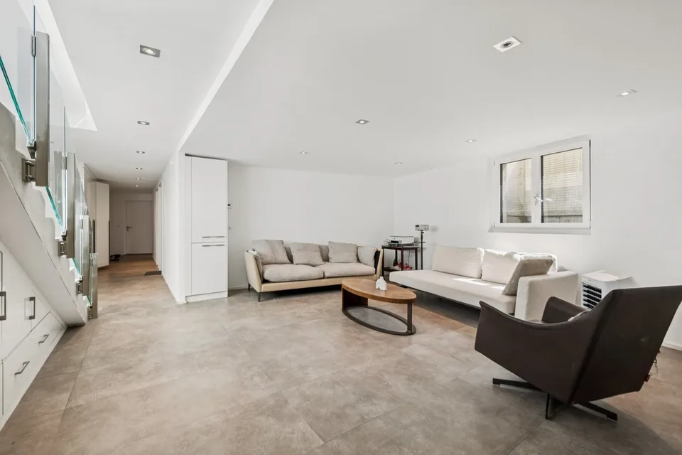 Vista panoramica per questa villa contemporanea – foto 6 di 13