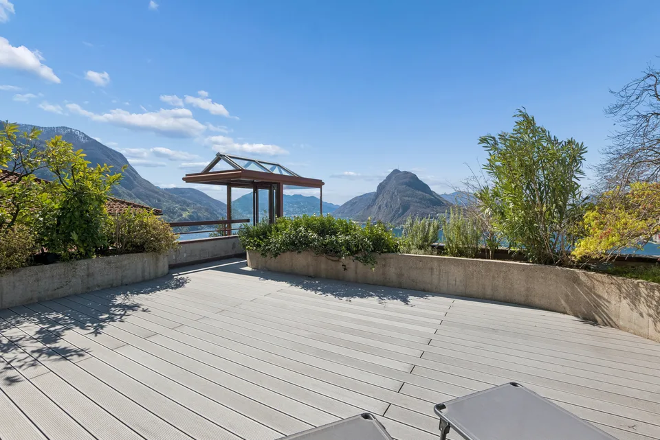 Attico-duplex con vista dominante sul Lago di Lugano – Foto 12 von 13