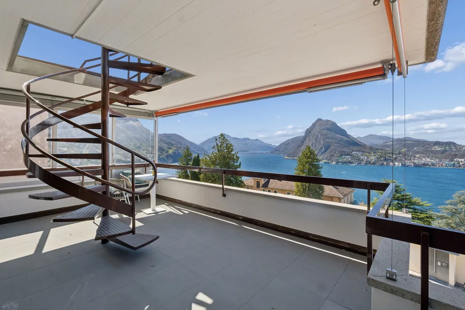 Attico-duplex con vista dominante sul Lago di Lugano