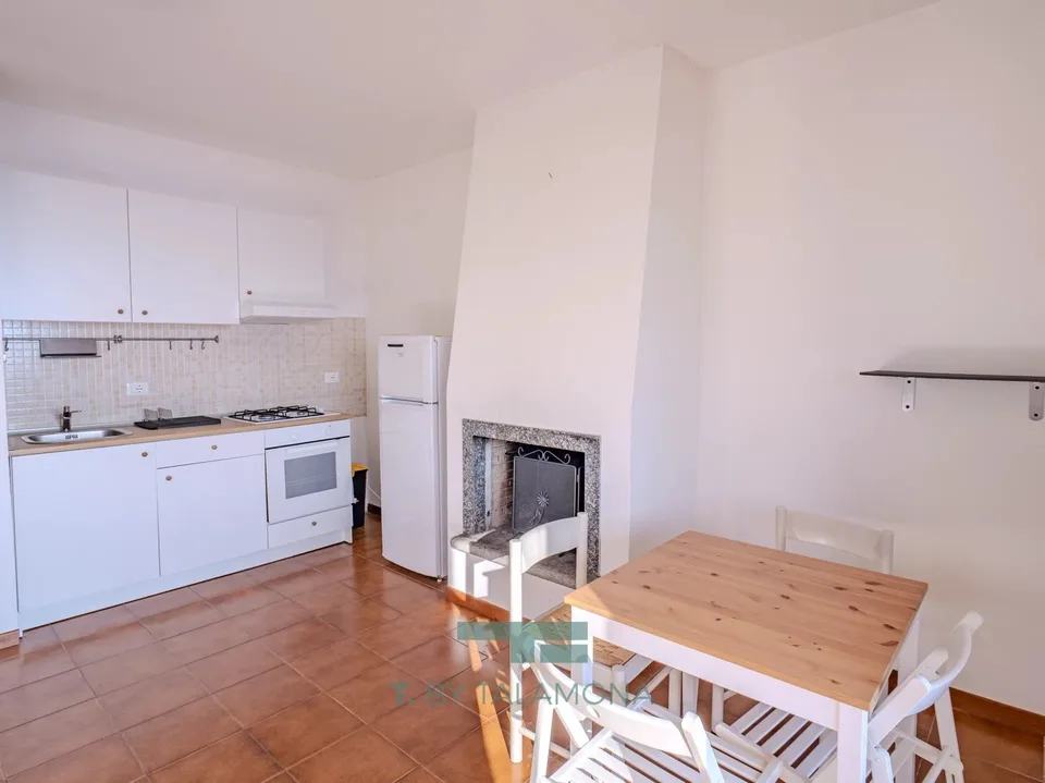 Cerro, Laveno Mombello ? Studio-Wohnung mit Balkon