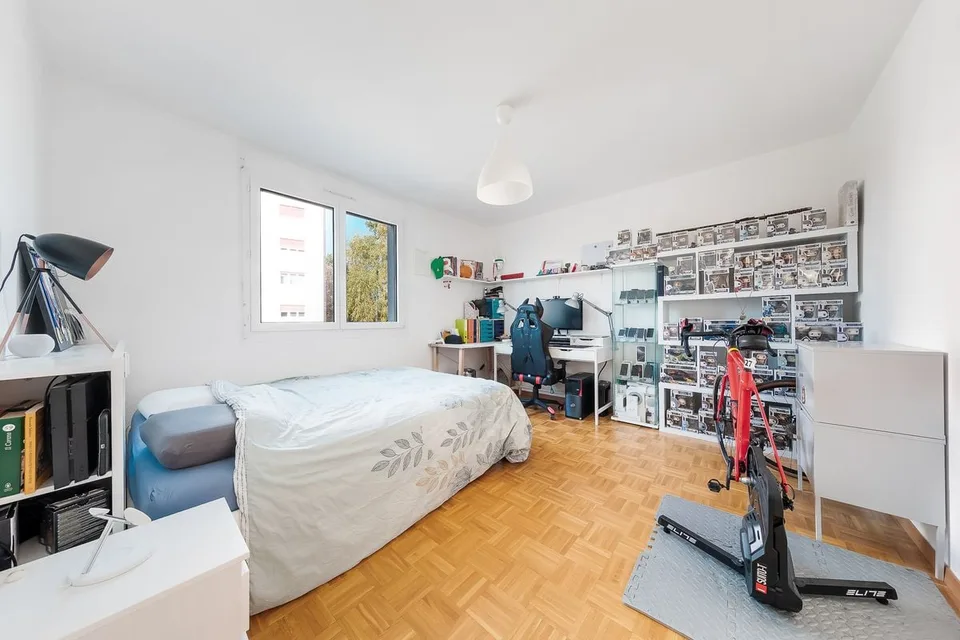 Appartement de 4,5p proche des commodités - Vendu loué – photo 9 sur 12