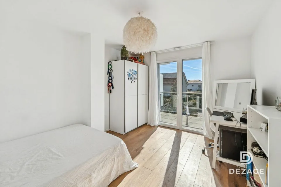 Maison moderne de 2016 : piscine, calme absolu, et proximité de Versoix et Coppet
