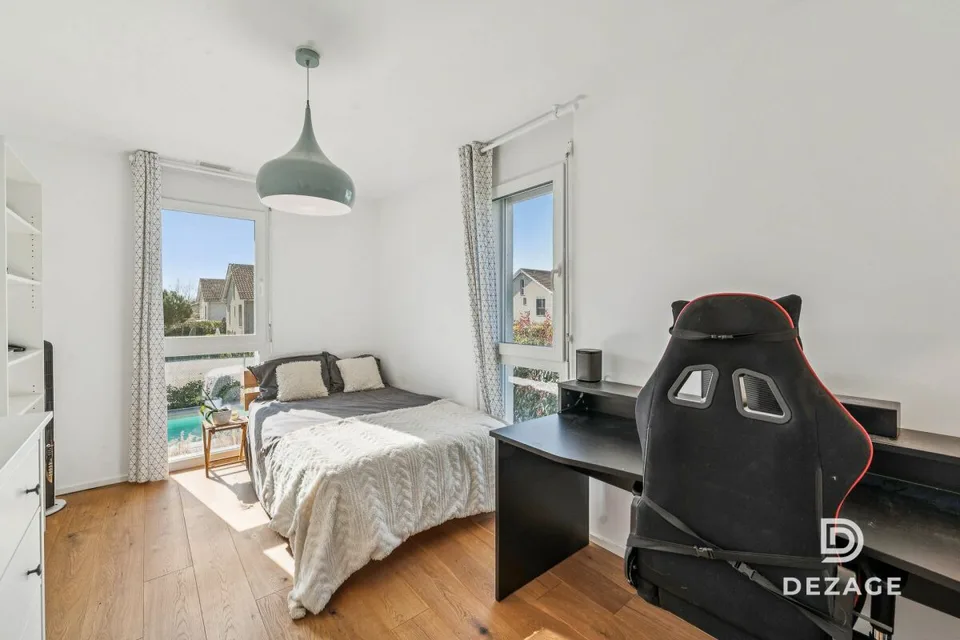 Maison moderne de 2016 : piscine, calme absolu, et proximité de Versoix et Coppet