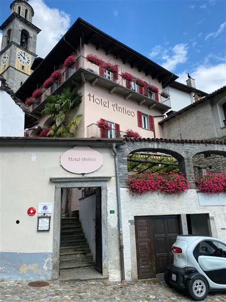 Intragna: Albergo 23 locali