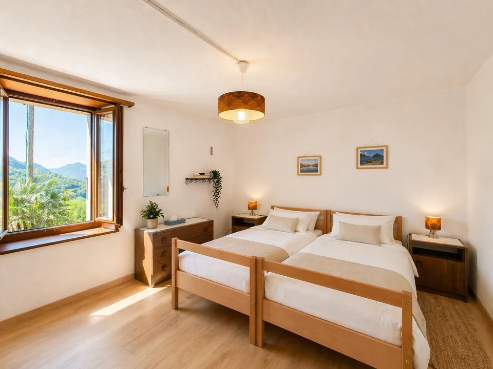 Appartamento di charme in casa Bifamiliare con giardino e stupenda vista lago e montagne – foto 17 di 18