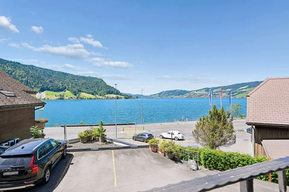 Logenplatz am Ägerisee: grandiose Seesicht und 129 m² Balkon-/Aussenfläche – Foto 7 von 14