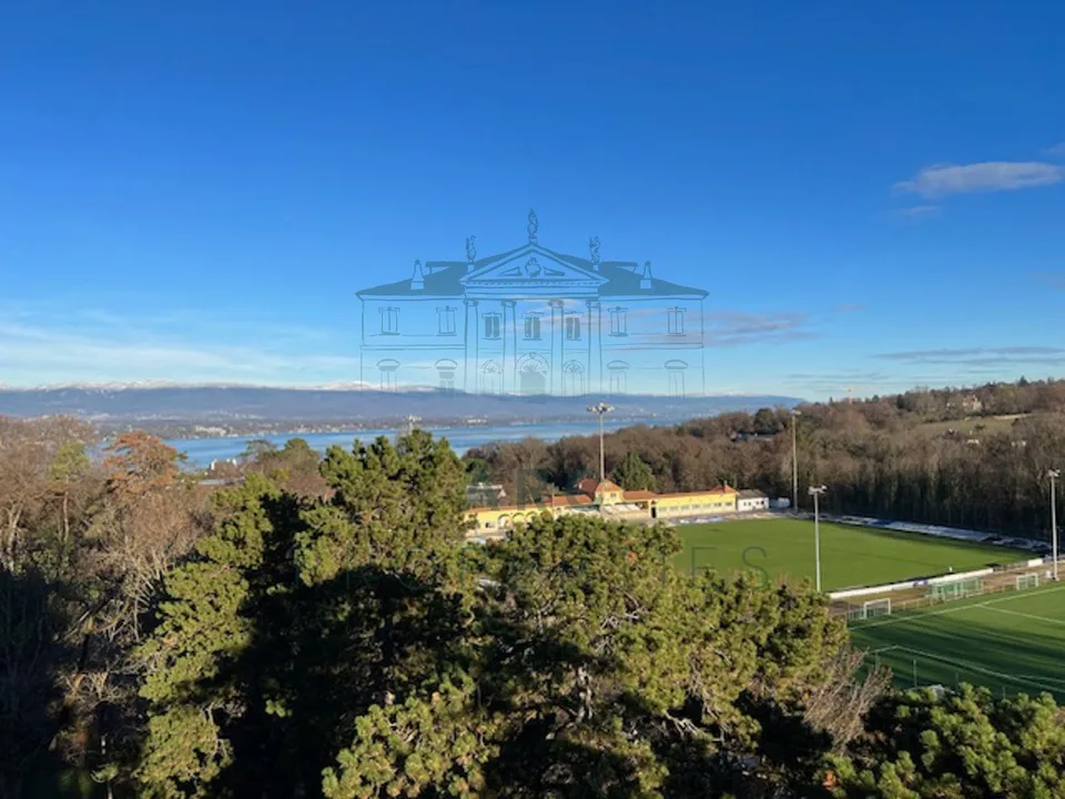 COLOGNY - APPARTEMENT AVEC VUE LAC DANS UNE RÉSIDENCE DE STANDING