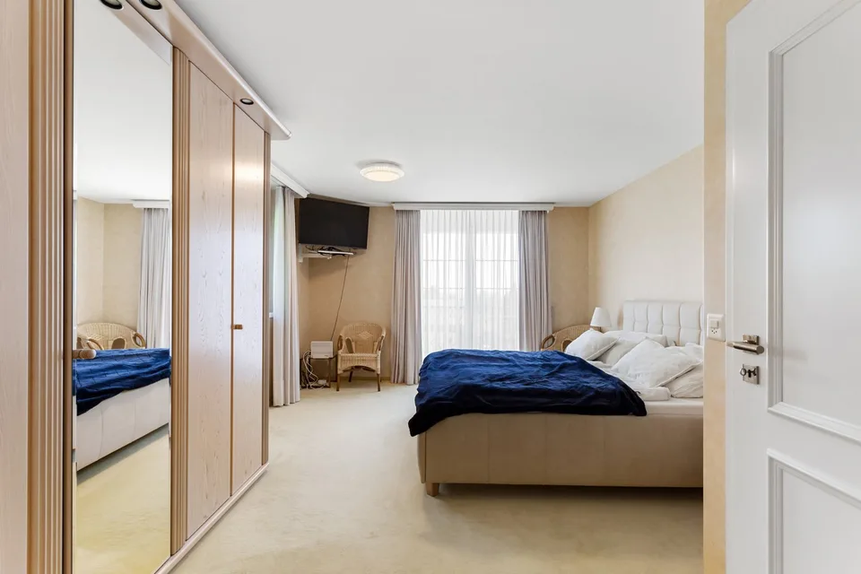Villa exclusive de 8 pièces dans un quartier calme de Stetten – photo 10 sur 28