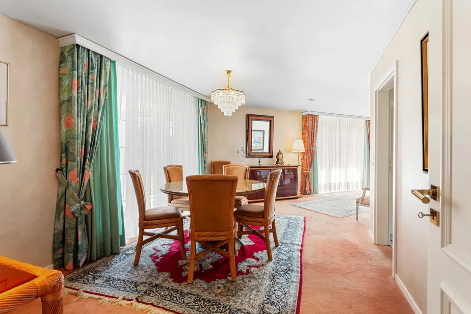 Exklusive 8-Zimmer-Villa in ruhiger Lage von Stetten