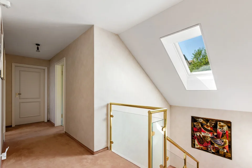 Villa exclusive de 8 pièces dans un quartier calme de Stetten – photo 15 sur 28