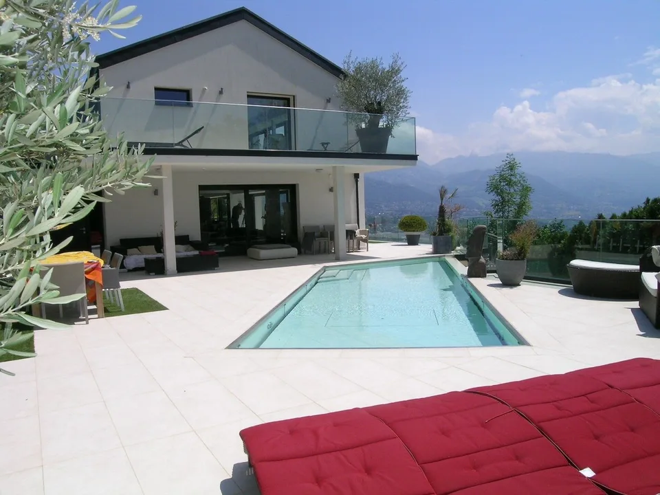 Le Mont-Pèlerin, villa individuelle contemporaine de 6,5 pièces