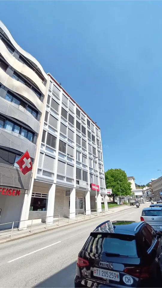 Immeuble commercial à vendre à Mendrisio