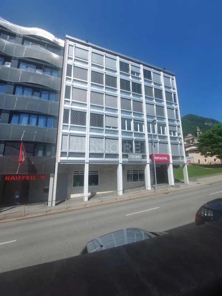 Immeuble commercial à vendre à Mendrisio