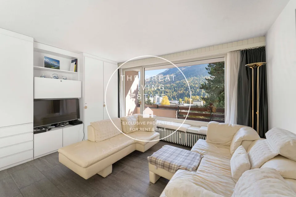 Modernes Apartment mit 2,5 Zimmern und Panoramablick in St. Moritz