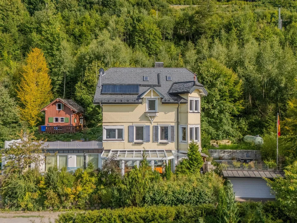 Rarità esclusiva sul Titisee - Casa storica sul lago con accesso diretto