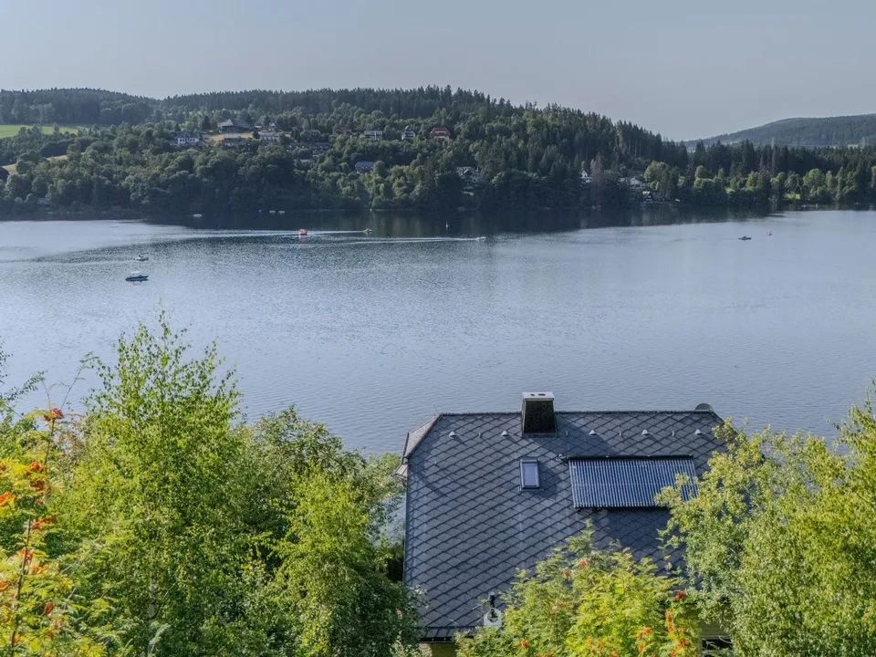 Rarità esclusiva sul Titisee - Casa storica sul lago con accesso diretto