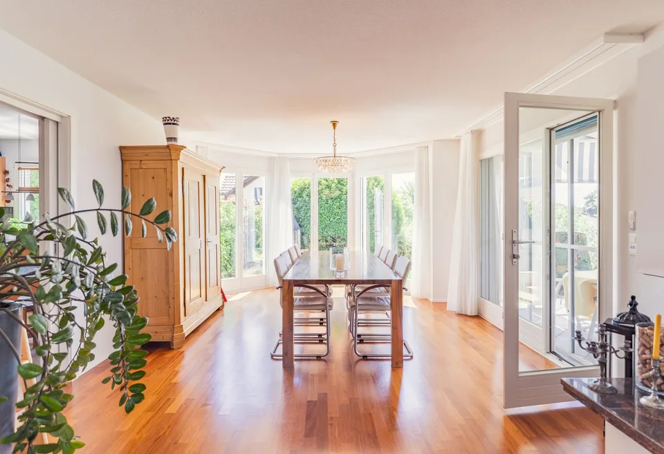 Exklusives Einfamilienhaus an ruhiger Lage