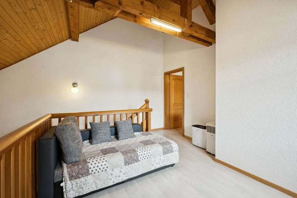 Wohnen auf zwei Ebenen - gemütliche 4.5-Zimmer-Maisonettewohnung – Foto 7 von 13