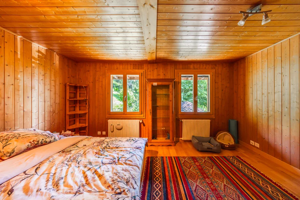 Chalet in einer grünen Oase: außergewöhnliche Lage und Grundstück – Foto 10 von 13